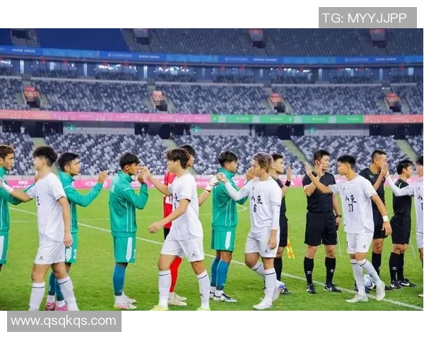 U20辽宁队与新疆队激战正酣青年篮球赛场上的精彩对决引人瞩目