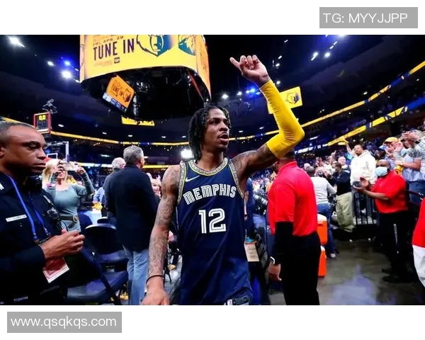 2021年NBA季后赛激战回顾太阳与爵士的精彩对决与战术分析