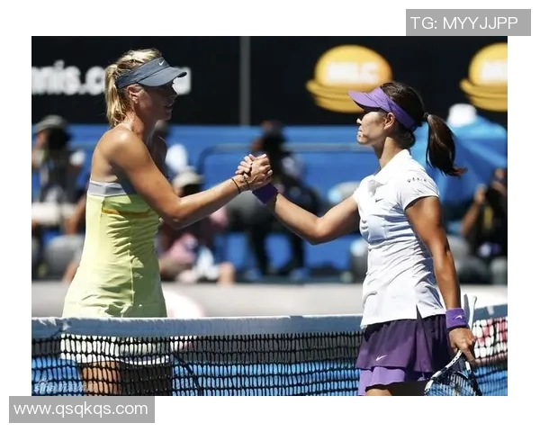 李娜与莎拉波娃的巅峰对决精彩回顾与赛场瞬间分析 李娜与莎拉波娃的巅峰对决精彩回顾与赛场瞬间分析